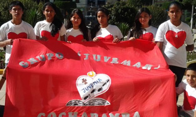“Jóvenes, Discípulos Y Misioneros De Jesucristo”