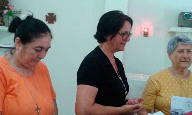 Entrega de las Determinaciones en las Comunidades de Brasil