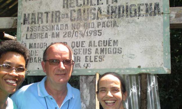 Viagem a Aldeia Japiimou Vendo com os olhos a memoria