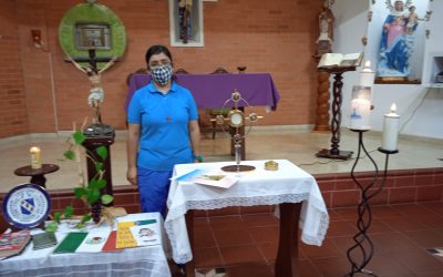 UNA LUZ EN LA OSCURIDAD