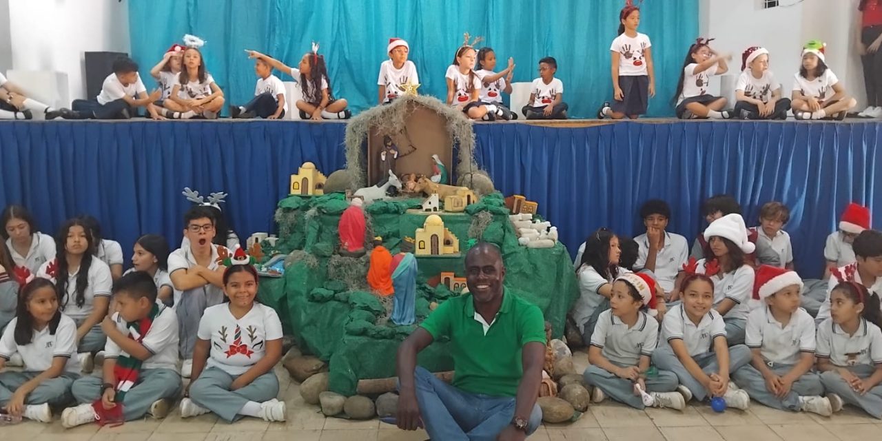 NAVIDAD EN EL COLEGIO NUESTRA SEÑORA DE LA CONSOLACION DE CALI VALLE DEL CAUCA