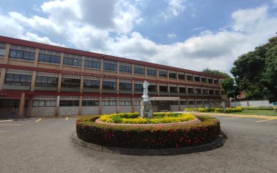 70 AÑOS EDUCANDO CON AMOR